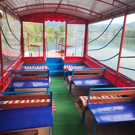 Voznje Brodicima Botel